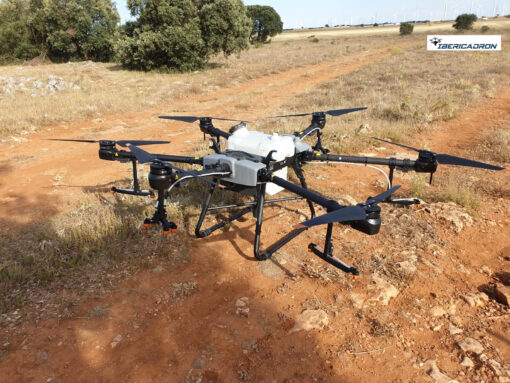 DJI Agras T30 dron para agricultura