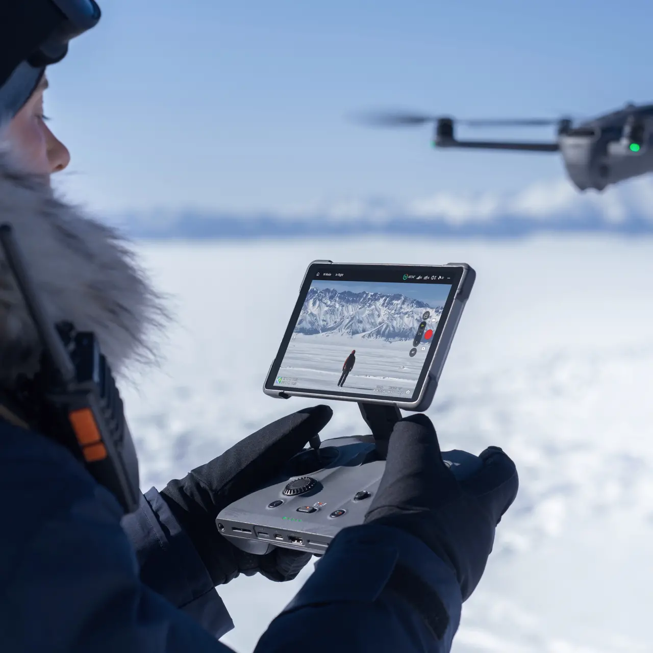 DJI RC PRO 2 con pantalla giratoria